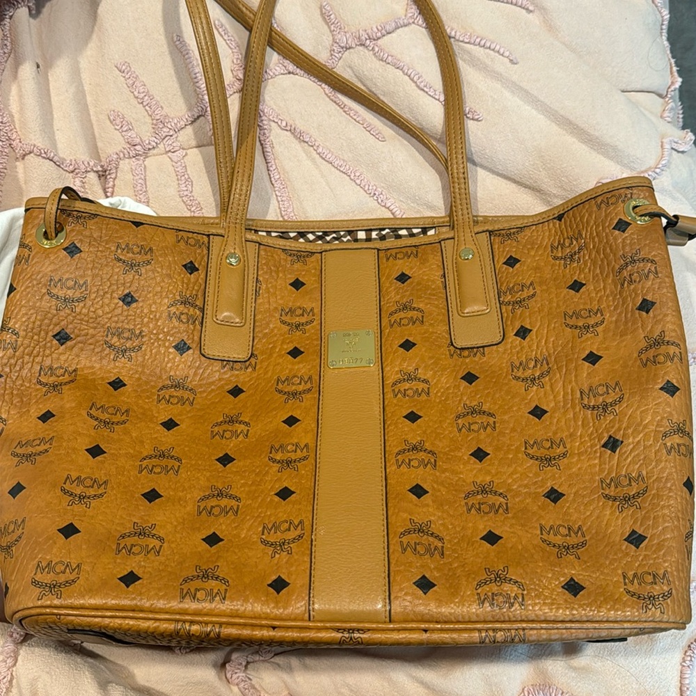 MCM Liz Reversible Tote